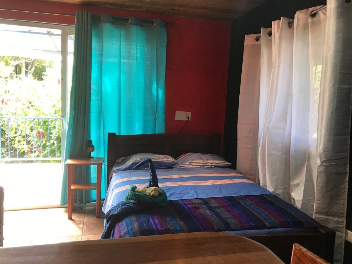 Axelmaria Hotel Bajo Boquete Bagian luar foto